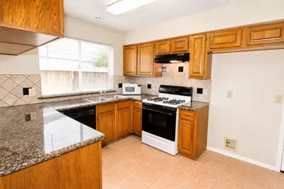 3331 Oak Branch Lane, Sugar Land, TX 77479 - Photo 3