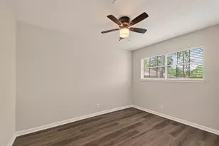4714 39th St E, Dickinson, TX 77539 - Photo 23