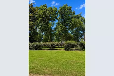 154 Woodway Drive, Magnolia, TX 77355 - Photo 5