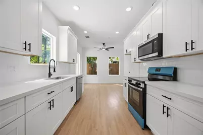 4562 Teton Street #B, Houston, TX 77051 - Photo 15