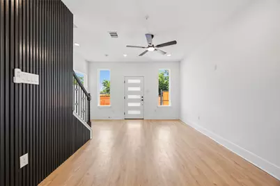 4562 Teton Street #B, Houston, TX 77051 - Photo 9