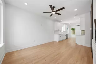 4562 Teton St, Houston, TX 77051 - Photo 13