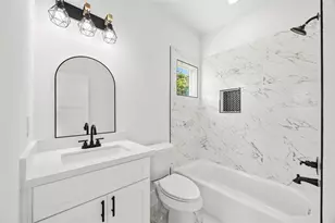 4562 Teton St, Houston, TX 77051 - Photo 27