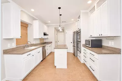 7207 Emerald Glen Drive, Sugar Land, TX 77479 - Photo 5