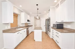7207 Emerald Glen Dr, Sugar Land, TX 77479 - Photo 5
