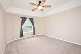 7207 Emerald Glen Dr, Sugar Land, TX 77479 - Photo 15