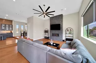 1407 Hickory St, Houston, TX 77007 - Photo 5