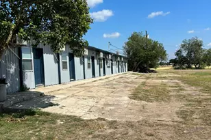1627 W Fm-351, Beeville, TX 78102 - Photo 13