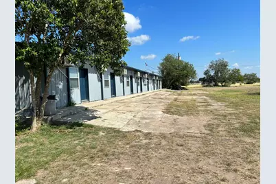 1627 W Fm-351 #15, Beeville, TX 78102 - Photo 15