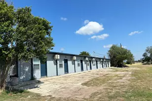 1627 W Fm-351, Beeville, TX 78102 - Photo 17