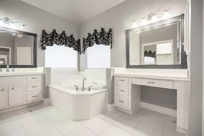 26910 Willow Ln, Katy, TX 77494 - Photo 11