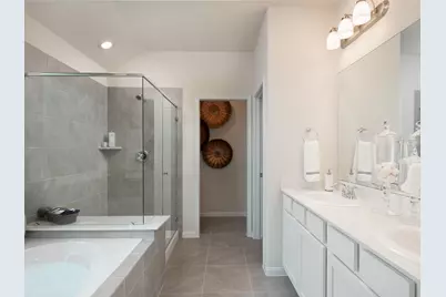 7718 Beaufort, Baytown, TX 77523 - Photo 5