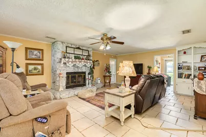 229 Yaupon Drive, Brazoria, TX 77422 - Photo 5