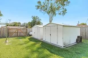 229 Yaupon Dr, Brazoria, TX 77422 - Photo 19