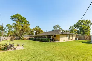 229 Yaupon Dr, Brazoria, TX 77422 - Photo 3