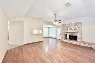 21706 Nickerton Ln, Spring, TX 77388 - Photo 5