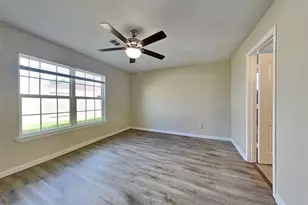 18011 Kinsale Valley Ln, Houston, TX 77060 - Photo 5