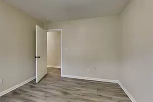 18011 Kinsale Valley Ln, Houston, TX 77060 - Photo 13