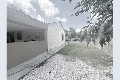 5103 Northridge Drive, Houston, TX 77033 - Photo 15