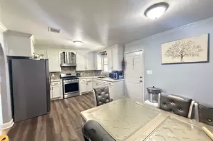 5103 Northridge Dr, Houston, TX 77033 - Photo 21