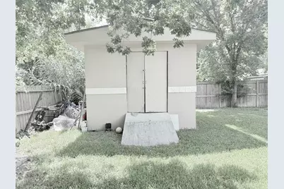 5103 Northridge Drive, Houston, TX 77033 - Photo 39