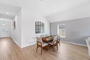 8611 Pier Cove Dr, Cypress, TX 77433 - Photo 7