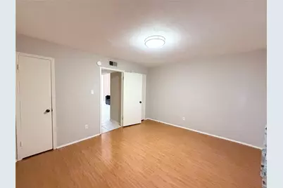 12633 Memorial Drive #74, Houston, TX 77024 - Photo 9