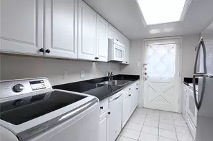 12633 Memorial Dr, Houston, TX 77024 - Photo 7