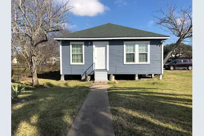 102 N Avenue A, Freeport, TX 77541 - Photo 1