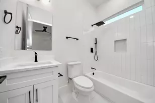 4206 Oxford St, Houston, TX 77022 - Photo 23