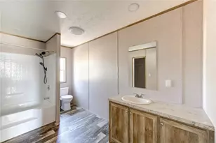 16569 Kingsbury Dr, Conroe, TX 77303 - Photo 15
