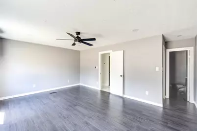16569 Kingsbury Drive, Conroe, TX 77303 - Photo 13
