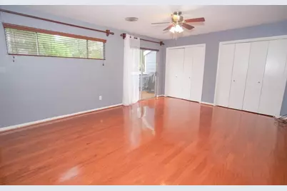 907 Hawthorne, Houston, TX 77006 - Photo 9