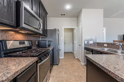 5203 Lagoon Court, Bacliff, TX 77518 - Photo 13