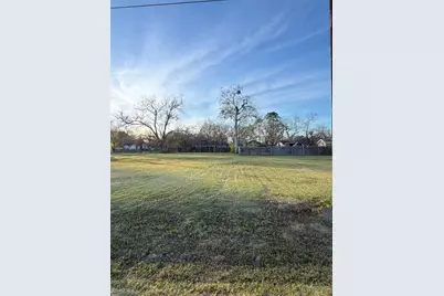 1007 E 2nd Street, Sweeny, TX 77480 - Photo 1