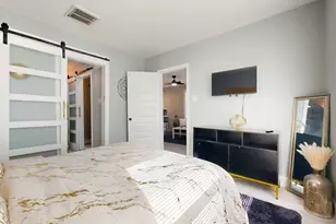 3241 Reeves St, Houston, TX 77004 - Photo 13