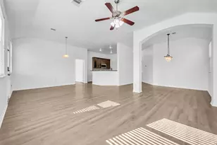 4707 Waukegan Rd, Conroe, TX 77306 - Photo 3