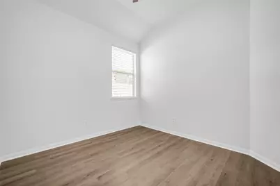 4707 Waukegan Road, Conroe, TX 77306 - Photo 21