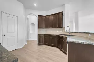 4707 Waukegan Rd, Conroe, TX 77306 - Photo 13
