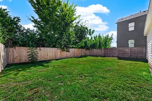 404 E 37th St, Houston, TX 77018 - Photo 33