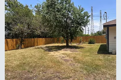 6059 Doulton Drive, Houston, TX 77033 - Photo 17