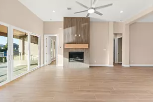 606 Appia Dr, Kemah, TX 77565 - Photo 15