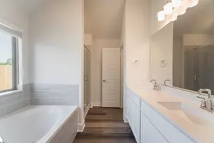 10289 S Goshawk Trl, Conroe, TX 77385 - Photo 25
