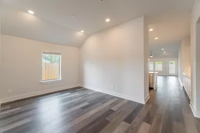 10289 South Goshawk Trail, Conroe, TX 77385 - Photo 9