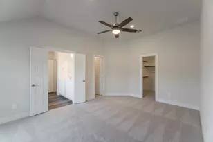 10289 S Goshawk Trl, Conroe, TX 77385 - Photo 23