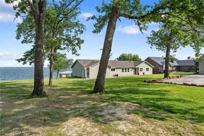 292 Old Post Rd S, Livingston, TX 77351 - Photo 5