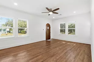 4701 Ave N 1/2, Galveston, TX 77551 - Photo 5