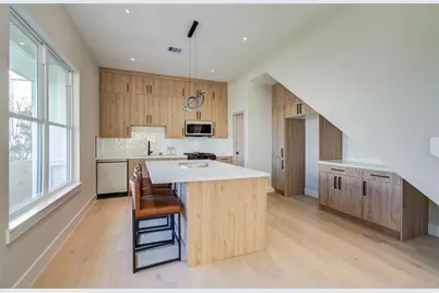 5753 Kiam, Houston, TX 77007 - Photo 9