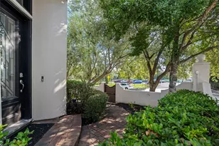 9930 Woodwind Dr, Houston, TX 77025 - Photo 11