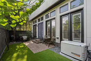 9930 Woodwind Dr, Houston, TX 77025 - Photo 17